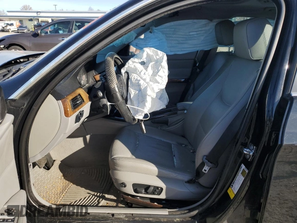 2007 BMW 3 Series 335i with VIN WBAVB73547PA86480, listed as a Copart auction lot 84990514 with 202,020 mi miles and Salvage Title. Bid and sale history available at carsss.com. Image 7.