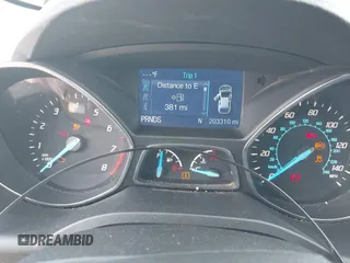 2013 Ford Escape SE z VIN 1FMCU0GX9DUC42459, wystawiony jako IAAI lot #42526275 z przebiegiem 203 310 mil mil oraz . Historia ofert i sprzedaży dostępna na DreamBid. Obrazek 7.