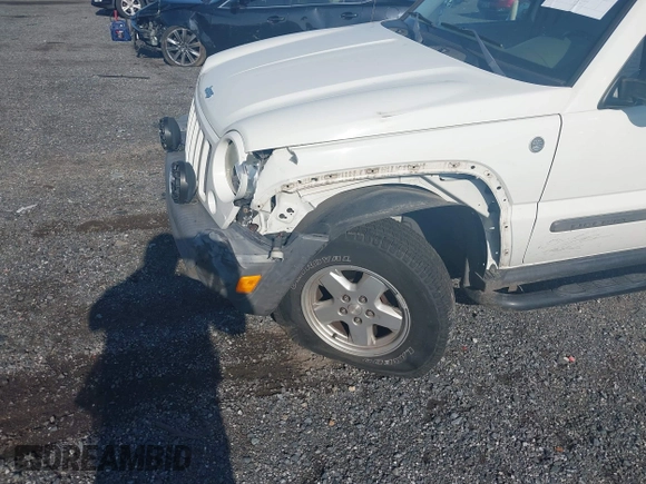2007 Jeep Liberty Sport z VIN 1J4GL48K77W641490, wystawiony jako IAAI lot #42139494 z przebiegiem 110 746 mil mil oraz . Historia ofert i sprzedaży dostępna na DreamBid. Obrazek 6.
