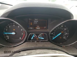 2018 Ford Escape SE z VIN 1FMCU9GDXJUA71940, wystawiony jako Copart lot #55891775 z przebiegiem 117 298 mil mil oraz Tytuł czysty. Historia ofert i sprzedaży dostępna na DreamBid. Obrazek 9.