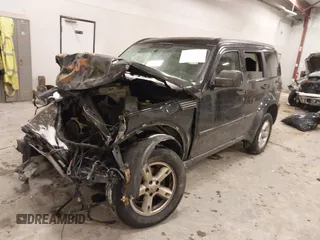 2010 Dodge Nitro SXT z VIN 1D4PU5GK4AW126578, wystawiony jako IAAI lot #41545180 z przebiegiem 203 078 mil mil oraz . Historia ofert i sprzedaży dostępna na DreamBid. Obrazek 2.