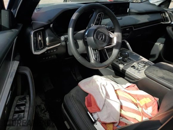 2025 Mazda CX-70 Premium Plus с VIN JM3KJEHA2S1103778, выставлен на аукционе Copart как лот 73510604 с пробегом Не указан миль и Списание • Salvage title. История ставок и продаж доступна на DreamBid. Изображение 8.