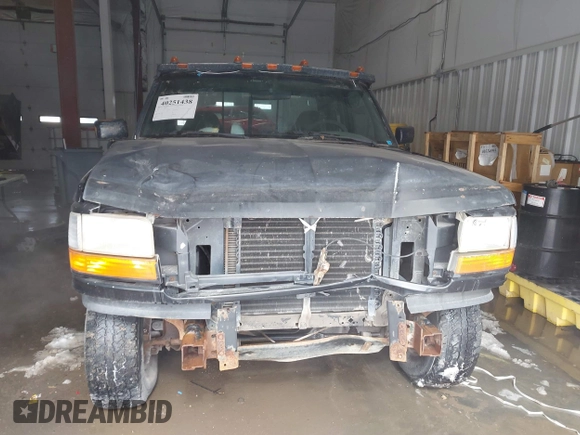 1992 Ford F-150 with VIN 1FTEX14N9NKA08784, listed as a IAAI auction lot 40251438 with 1 mi miles. Bid and sale history available at carsss.com. Image 6.