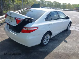 2015 Toyota Camry XLE z VIN 4T1BF1FK9FU874141, wystawiony jako IAAI lot #42025319 z przebiegiem 180 879 mil mil oraz . Historia ofert i sprzedaży dostępna na DreamBid. Obrazek 4.