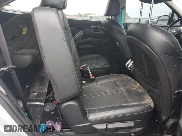 2021 Kia Sorento EX with VIN 5XYRHDLF9MG071527, listed as a Copart auction lot 58660985 with 111,057 mi miles and Clean title. Bid and sale history available at DreamBid. Image 11.