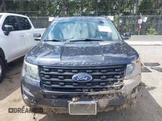 2017 Ford Explorer Sport z VIN 1FM5K8GT4HGA62529, wystawiony jako IAAI lot #42251372 z przebiegiem 75 099 mil mil oraz . Historia ofert i sprzedaży dostępna na DreamBid. Obrazek 11.