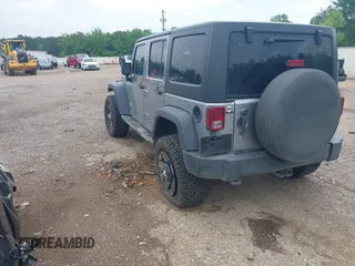 2017 Jeep Wrangler Unlimited Sport с VIN 1C4BJWDG5HL631286, выставлен на аукционе IAAI как лот 42176849 с пробегом 41 142 миль миль и . История ставок и продаж доступна на DreamBid. Изображение 3.