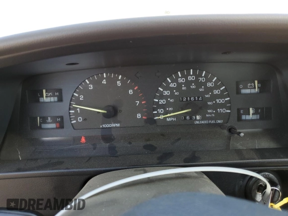 1994 Toyota Pickup DLX с VIN JT4VN13DXR5146983, выставлен на аукционе Copart как лот 47666965 с пробегом 121 614 миль миль и Списание • Salvage title. История ставок и продаж доступна на DreamBid. Изображение 9.