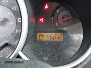 2009 Nissan Versa SL z VIN 3N1BC13E49L488417, wystawiony jako IAAI lot #41943795 z przebiegiem 221 010 mil mil oraz . Historia ofert i sprzedaży dostępna na DreamBid. Obrazek 15.