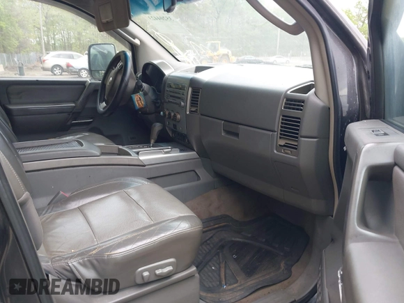 2005 Nissan Titan SE with VIN 1N6BA07B25N536128, listed as a IAAI auction lot 35204423 with Not Provided miles. Bid and sale history available at carsss.com. Image 5.
