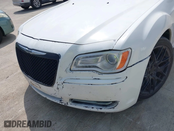 2012 Chrysler 300 Limited with VIN 2C3CCACGXCH212511, listed as a IAAI auction lot 41914095 with 139,181 mi miles. Bid and sale history available at carsss.com. Image 6.