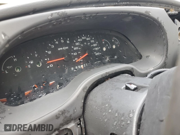 2005 Ford Econoline Passenger XL with VIN 1FBNE31L65HB41749, listed as a Copart auction lot 72810634 with Not Provided miles and Non Repairable. Bid and sale history available at carsss.com. Image 9.