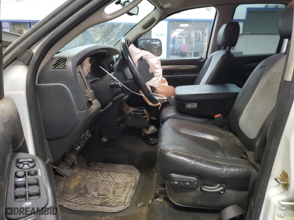 2004 Dodge Ram 3500 SLT with VIN 3D7LU38C74G201628, listed as a Copart auction lot 84041044 with 183,132 mi miles and Salvage Title. Bid and sale history available at carsss.com. Image 7.