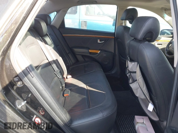2008 Hyundai Azera Limited with VIN KMHFC46F38A287792, listed as a IAAI auction lot 42397354 with 101,209 mi miles and . Bid and sale history available at DreamBid. Image 8.