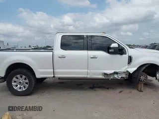 2017 Ford F-250 Lariat with VIN 1FT7W2BTXHEB75967, listed as a IAAI auction lot 42241525 with 181,780 mi miles and . Bid and sale history available at DreamBid. Image 13.