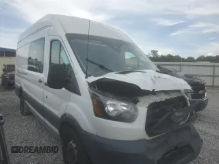 2017 Ford Transit с VIN 1FTYR3XM9HKB56184, выставлен на аукционе Copart как лот 61068155 с пробегом 212 531 миль миль и Списание • Salvage title. История ставок и продаж доступна на DreamBid. Изображение 4.