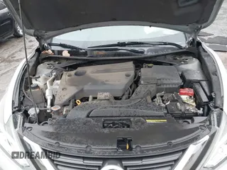 2016 Nissan Altima S with VIN 1N4AL3AP7GN350673, listed as a IAAI auction lot 41967958 with 132,352 mi miles and . Bid and sale history available at carsss.com. Image 10.