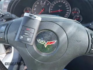 2012 Chevrolet Corvette 3LT с VIN 1G1YG2DW3C5110968, выставлен на аукционе IAAI как лот 42610660 с пробегом 62 803 миль миль и . История ставок и продаж доступна на DreamBid. Изображение 11.