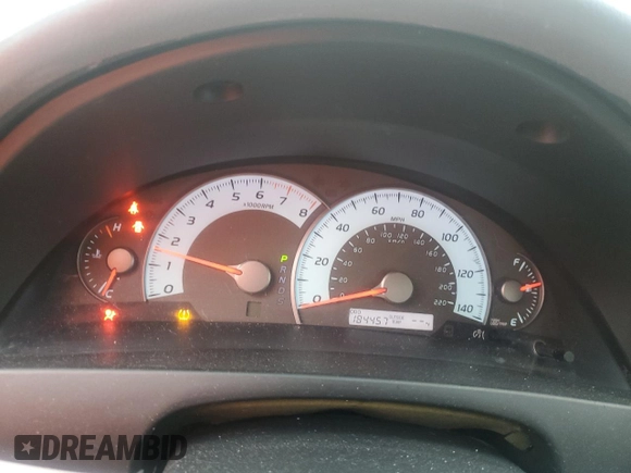 2011 Toyota Camry LE z VIN 4T1BF3EK6BU721532, wystawiony jako Copart lot #56635055 z przebiegiem 184 457 mil mil oraz Szkoda całkowita • Salvage title. Historia ofert i sprzedaży dostępna na DreamBid. Obrazek 9.