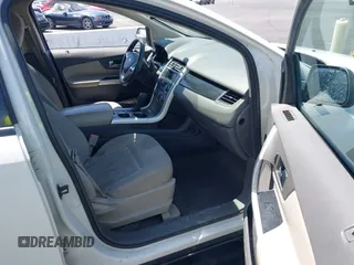 2013 Ford Edge SE with VIN 2FMDK3GC6DBC30266, listed as a IAAI auction lot 42370292 with 125,911 mi miles and . Bid and sale history available at DreamBid. Image 5.