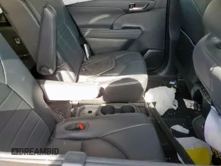 2021 Toyota Highlander XLE with VIN 5TDGZRAH6MS051275, listed as a Copart auction lot 57674685 with 72,302 mi miles and Salvage title. Bid and sale history available at DreamBid. Image 11.