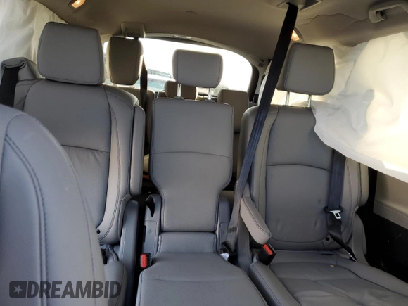 2024 Honda Odyssey EX-L with VIN 5FNRL6H69RB066846, listed as a Copart auction lot 52142105 with 9,117 mi miles and Salvage Title. Bid and sale history available at DreamBid. Image 10.