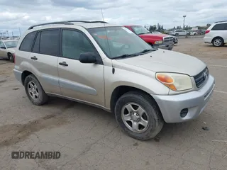 2005 Toyota RAV4 with VIN JTEGD20V750095850, listed as a IAAI auction lot 42131615 with 172,052 mi miles. Bid and sale history available at carsss.com. Image 1.