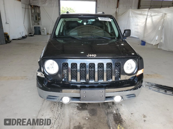 2016 Jeep Patriot Latitude z VIN 1C4NJRFB1GD799628, wystawiony jako Copart lot #60690555 z przebiegiem 43 021 mil mil oraz Szkoda całkowita • Salvage title. Historia ofert i sprzedaży dostępna na DreamBid. Obrazek 5.