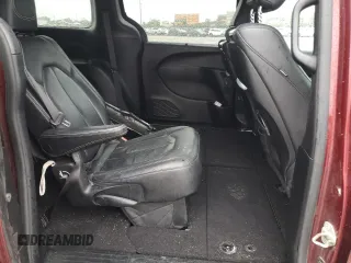 2018 Chrysler Pacifica Touring L Plus с VIN 2C4RC1EG9JR252640, выставлен на аукционе Copart как лот 57726455 с пробегом 97 841 миль миль и Списание • Salvage title. История ставок и продаж доступна на DreamBid. Изображение 11.