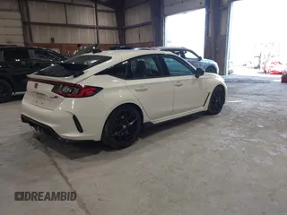 2024 Honda Civic Type R z VIN JHMFL5G47RX003469, wystawiony jako IAAI lot #42035698 z przebiegiem 20 572 mil mil oraz . Historia ofert i sprzedaży dostępna na DreamBid. Obrazek 4.