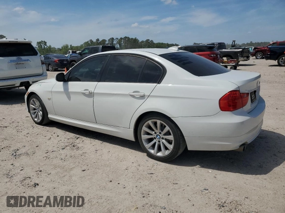 2011 BMW 3 Series 328i with VIN WBAPH7G59BNN07712, listed as a Copart auction lot 53477955 with 88,400 mi miles and Salvage Title. Bid and sale history available at carsss.com. Image 2.