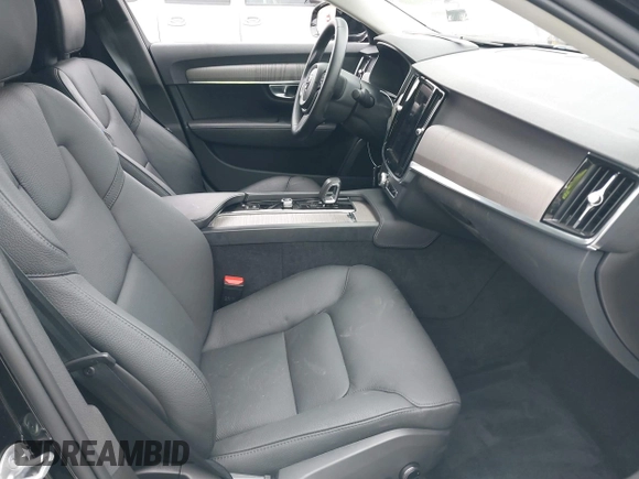2023 Volvo S90 Plus z VIN LVY062MN1PP348741, wystawiony jako IAAI lot #40519151 z przebiegiem 49 300 mil mil oraz . Historia ofert i sprzedaży dostępna na DreamBid. Obrazek 5.