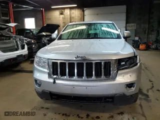 2011 Jeep Grand Cherokee Laredo with VIN 1J4RR4GG0BC583821, listed as a Copart auction lot 59176674 with 198,027 mi miles and Salvage Title. Bid and sale history available at carsss.com. Image 5.