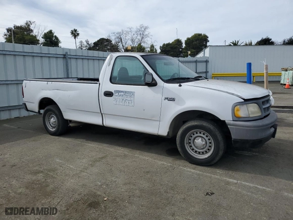 1997 Ford F-150 Standard with VIN 1FTDF1728VKA23017, listed as a Copart auction lot 47320825 with 50,870 mi miles and Clean Title. Bid and sale history available at carsss.com. Image 4.