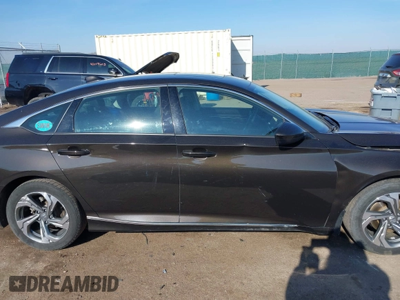 2018 Honda Accord EX z VIN 1HGCV1F47JA242618, wystawiony jako IAAI lot #41994851 z przebiegiem 67 715 mil mil oraz . Historia ofert i sprzedaży dostępna na DreamBid. Obrazek 14.
