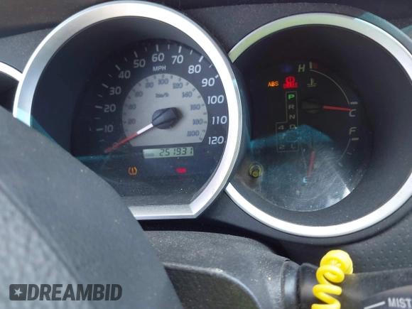 2006 Toyota Tacoma PreRunner z VIN 5TETU62NX6Z265482, wystawiony jako IAAI lot #41931729 z przebiegiem 255 000 mil mil oraz . Historia ofert i sprzedaży dostępna na DreamBid. Obrazek 7.