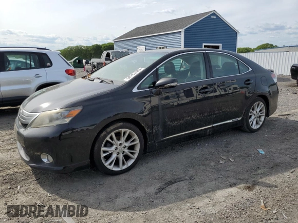 2010 Lexus HS 250h z VIN JTHBB1BA6A2011975, wystawiony jako Copart lot #58783405 z przebiegiem 203 191 mil mil oraz Tytuł czysty. Historia ofert i sprzedaży dostępna na DreamBid. Obrazek 1.