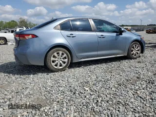2021 Toyota Corolla LE with VIN 5YFEPMAE9MP203094, listed as a Copart auction lot 51354135 with 98,216 mi miles and Salvage Title. Bid and sale history available at DreamBid. Image 3.