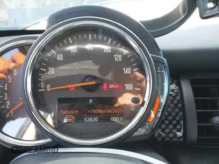 2019 MINI Hardtop Cooper S z VIN WMWXP7C51K2A50911, wystawiony jako IAAI lot #42194823 z przebiegiem 32 820 mil mil oraz . Historia ofert i sprzedaży dostępna na DreamBid. Obrazek 7.