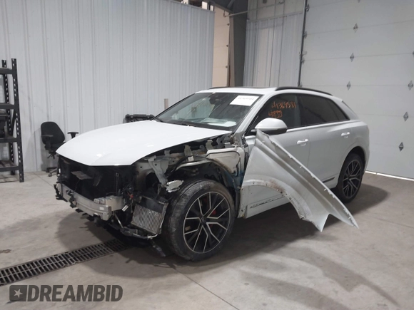 2021 Audi Q8 Premium Plus z VIN WA1EVAF12MD003942, wystawiony jako IAAI lot #41369581 z przebiegiem 39 792 mil mil oraz . Historia ofert i sprzedaży dostępna na DreamBid. Obrazek 2.