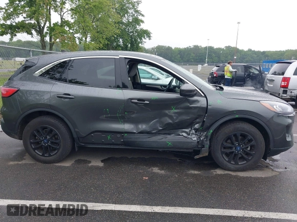 2020 Ford Escape SE z VIN 1FMCU9G65LUC57664, wystawiony jako IAAI lot #42439077 z przebiegiem 48 120 mil mil oraz . Historia ofert i sprzedaży dostępna na DreamBid. Obrazek 18.