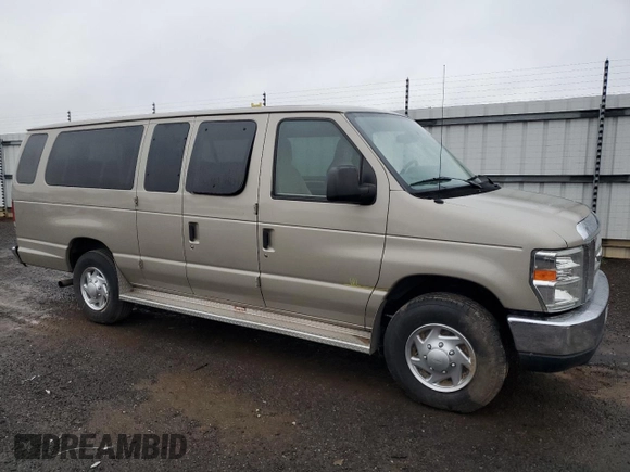 2013 Ford Econoline Passenger XL with VIN 1FBSS3BL0DDB13638, listed as a Copart auction lot 80899524 with 64,004 mi miles and Salvage Title. Bid and sale history available at DreamBid. Image 4.