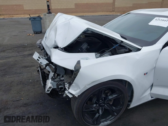 2023 Chevrolet Camaro 2LT z VIN 1G1FD1RS1P0132244, wystawiony jako IAAI lot #42110410 z przebiegiem 39 031 mil mil oraz . Historia ofert i sprzedaży dostępna na DreamBid. Obrazek 18.