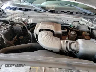 2003 Ford F-150 XL с VIN 2FTRX07L43CA88096, выставлен на аукционе Copart как лот 83633004 с пробегом Не указан миль и Списание • Salvage title. История ставок и продаж доступна на DreamBid. Изображение 13.