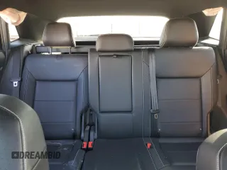 2023 Volkswagen Atlas SEL z VIN 1V2SE2CA0PC220790, wystawiony jako Copart lot #85270934 z przebiegiem 32 394 mil mil oraz Szkoda całkowita • Salvage title. Historia ofert i sprzedaży dostępna na DreamBid. Obrazek 10.