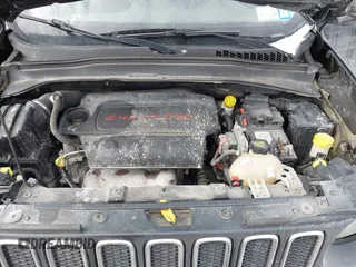 2016 Jeep Renegade Latitude with VIN ZACCJBBTXGPC51013, listed as a IAAI auction lot 41708394 with 150,512 mi miles. Bid and sale history available at carsss.com. Image 10.