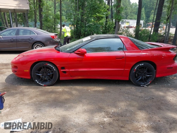 2001 Pontiac Firebird Formula с VIN 2G2FV22G712148927, выставлен на аукционе IAAI как лот 42529051 с пробегом 209 572 миль миль и . История ставок и продаж доступна на DreamBid. Изображение 13.