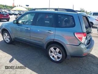 2010 Subaru Forester X Premium with VIN JF2SH6CC2AG743585, listed as a IAAI auction lot 42110290 with 263,942 mi miles and . Bid and sale history available at DreamBid. Image 3.