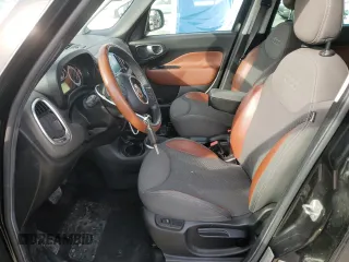 2014 FIAT 500L Trekking z VIN ZFBCFADH5EZ005847, wystawiony jako Copart lot #53369205 z przebiegiem 82 148 mil mil oraz Szkoda całkowita • Salvage title. Historia ofert i sprzedaży dostępna na DreamBid. Obrazek 7.