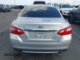 2017 Nissan Altima SV with VIN 1N4AL3AP9HC293762, listed as a IAAI auction lot 41518107 with 118,900 mi miles and . Bid and sale history available at carsss.com. Image 15.